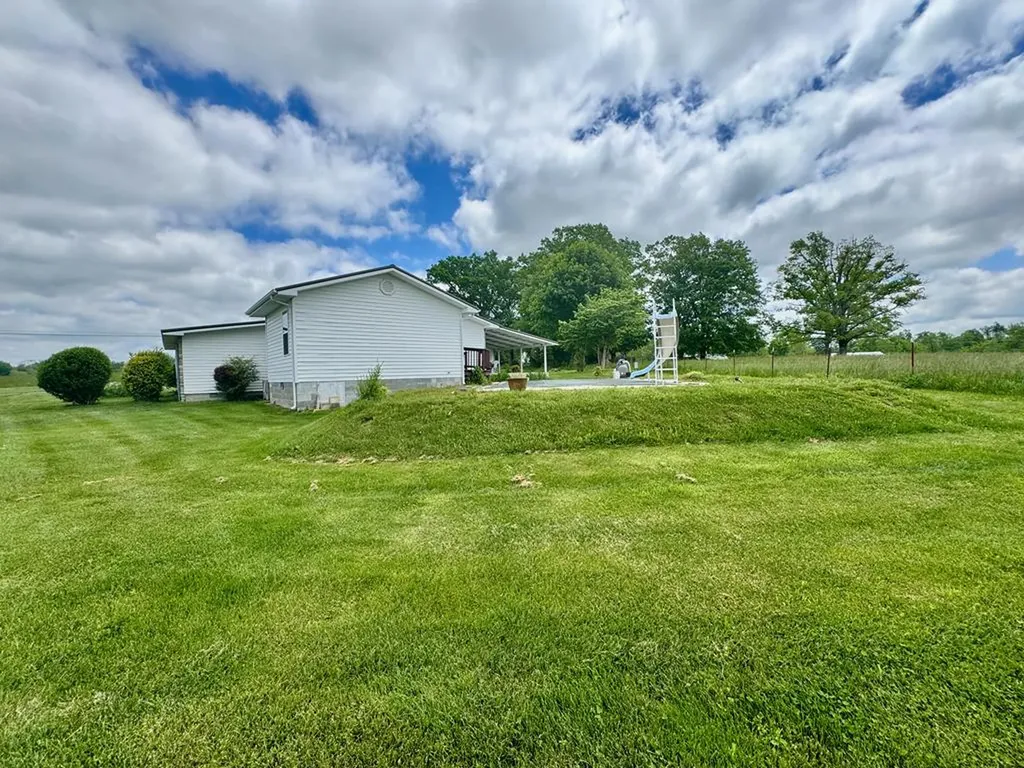 1039 Old Martha Washington Road Clarkrange TN 38553