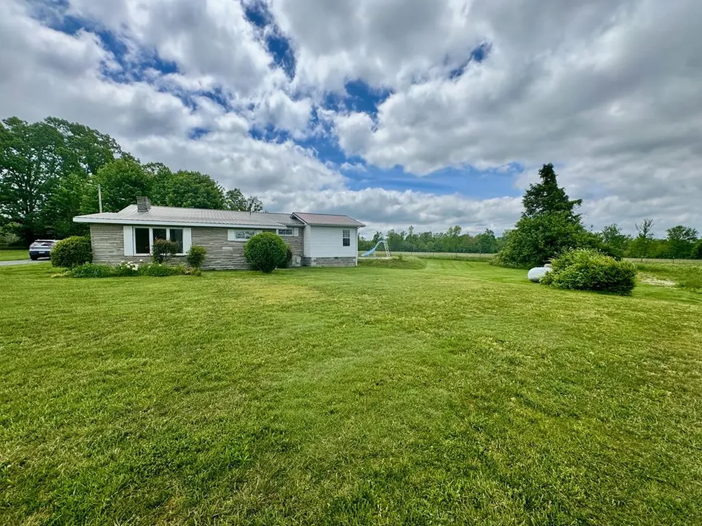 1039 Old Martha Washington Road Clarkrange TN 38553