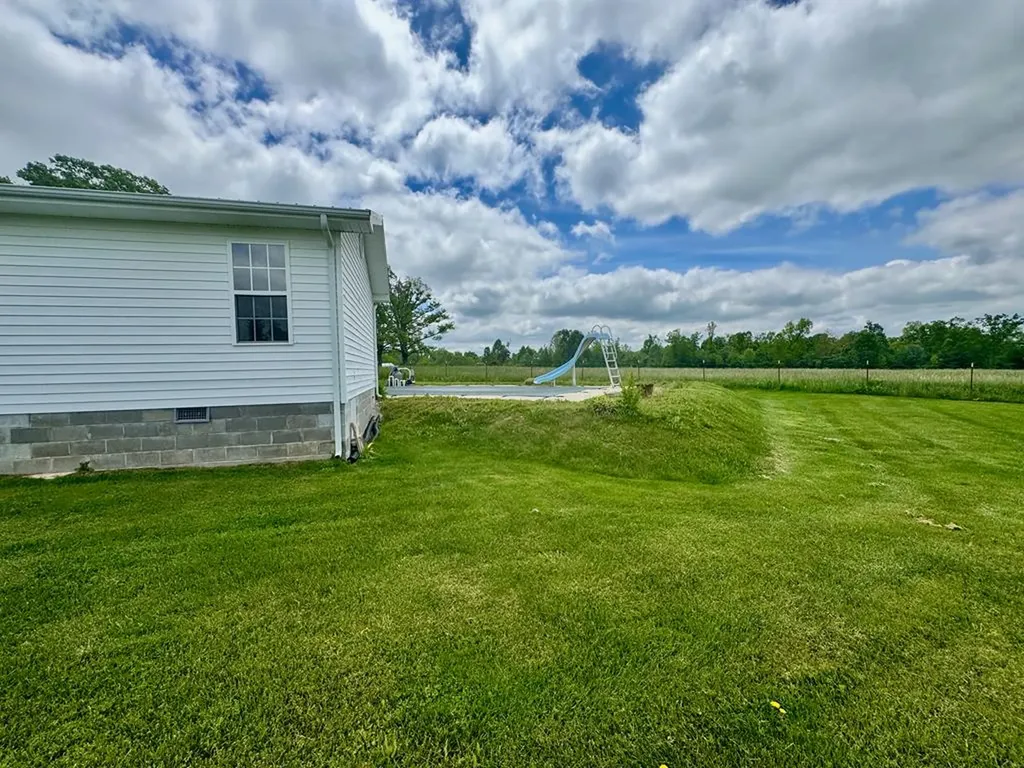 1039 Old Martha Washington Road Clarkrange TN 38553