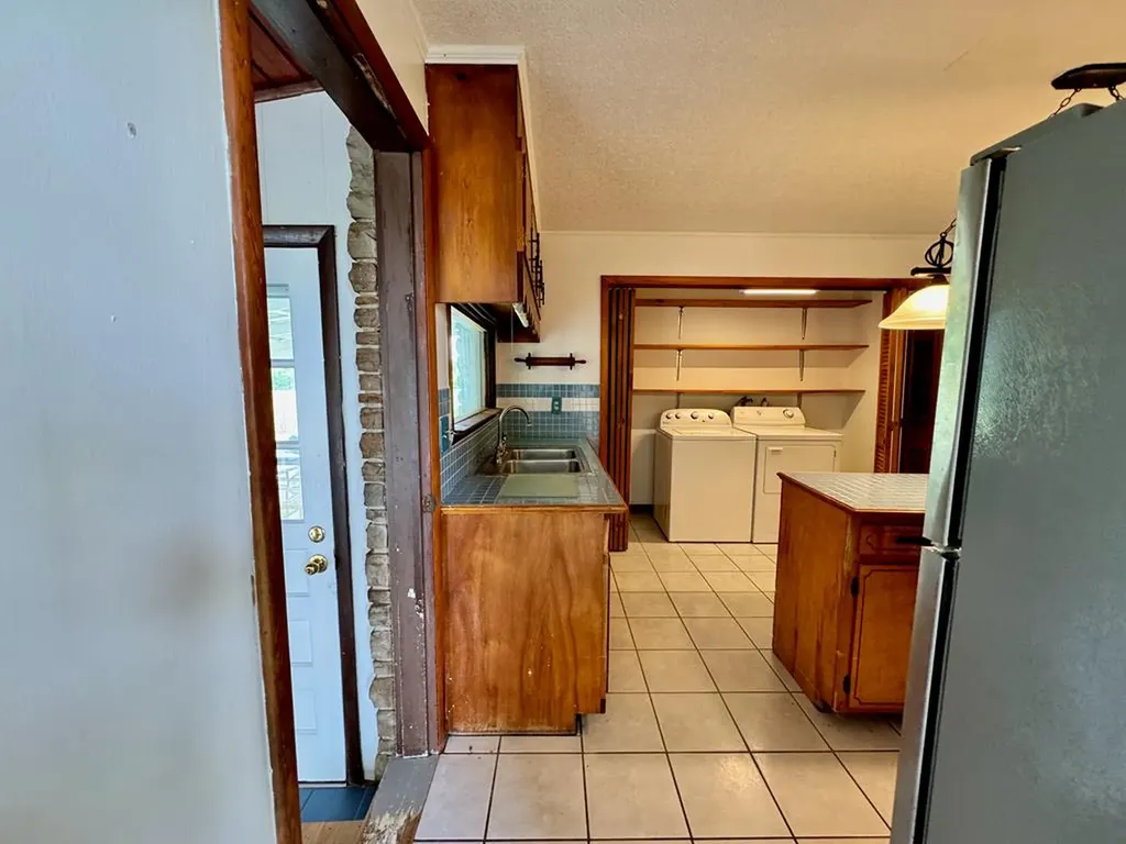 1039 Old Martha Washington Road Clarkrange TN 38553