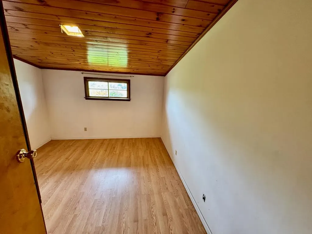 1039 Old Martha Washington Road Clarkrange TN 38553