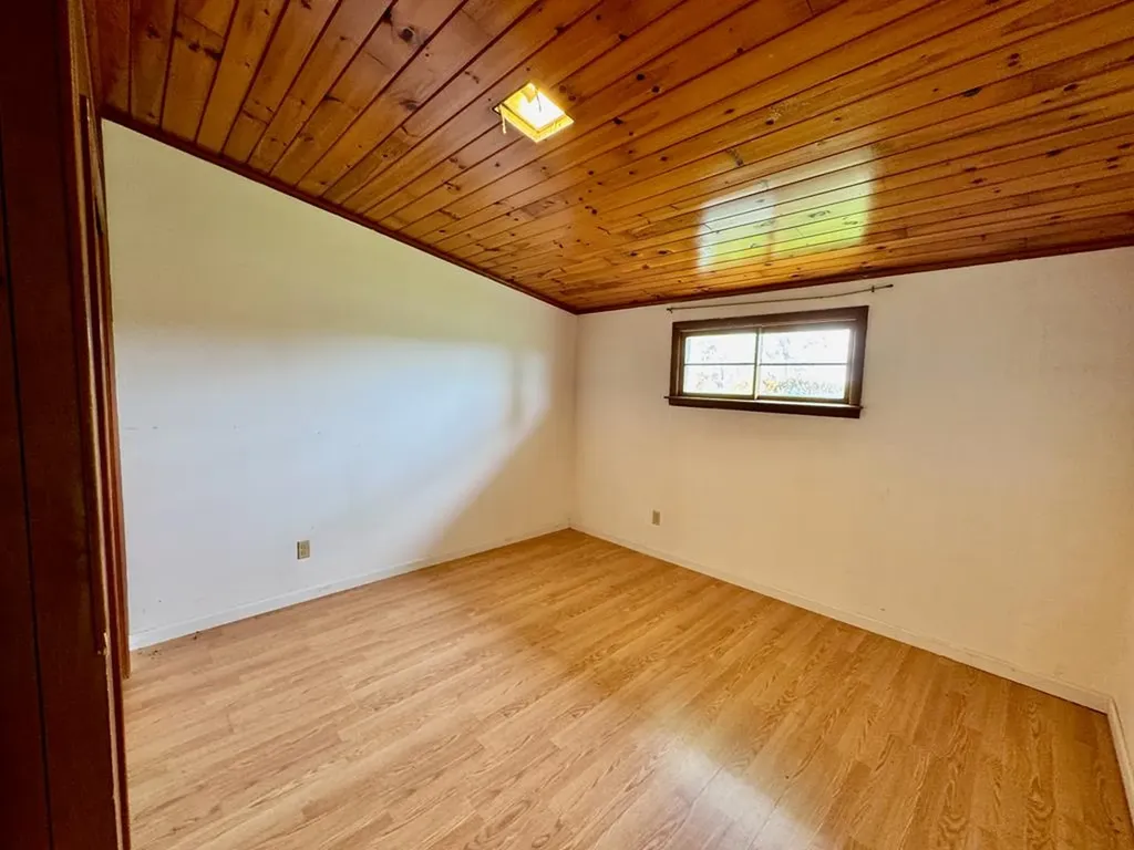 1039 Old Martha Washington Road Clarkrange TN 38553