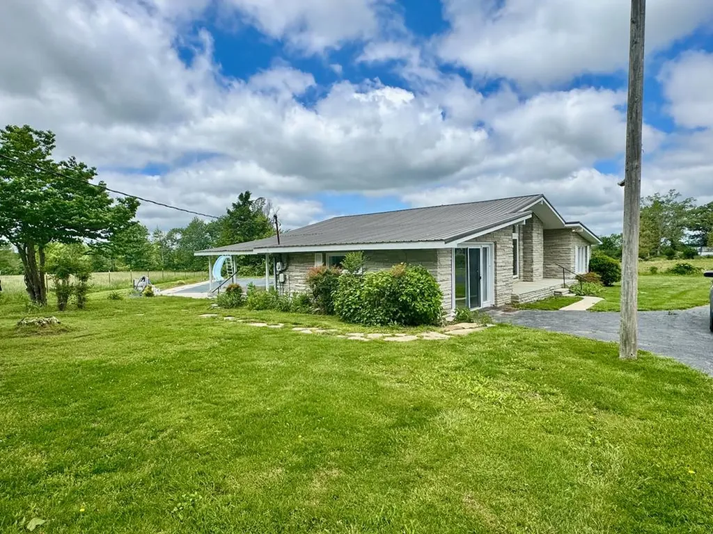 1039 Old Martha Washington Road Clarkrange TN 38553