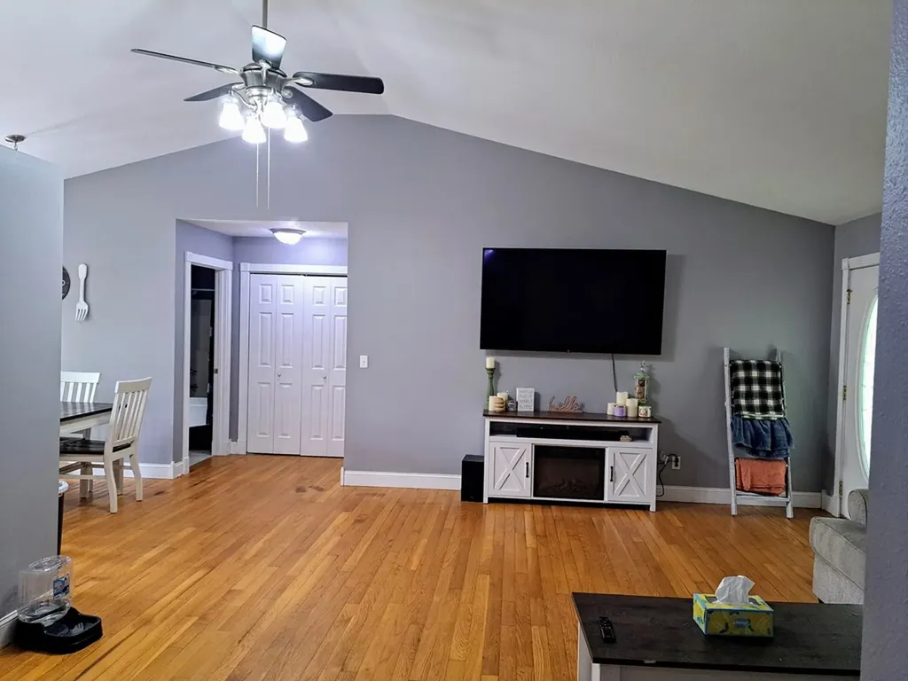 2040 Menasha Drive Crossville TN 38572