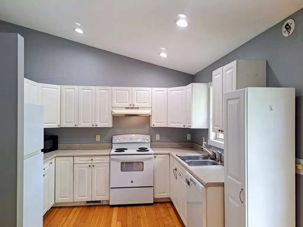 2040 Menasha Drive Crossville TN 38572