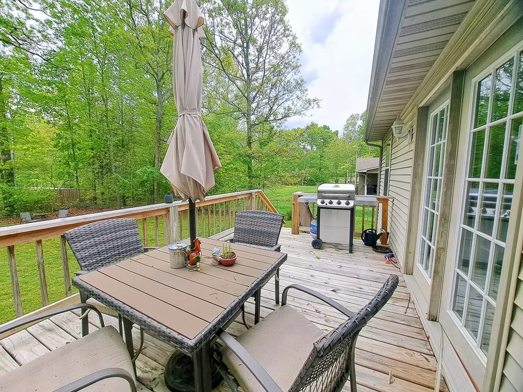 2040 Menasha Drive Crossville TN 38572