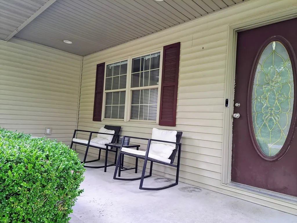 2040 Menasha Drive Crossville TN 38572