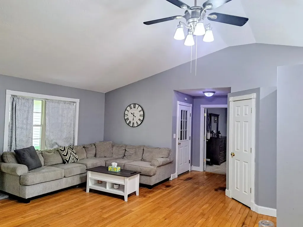 2040 Menasha Drive Crossville TN 38572