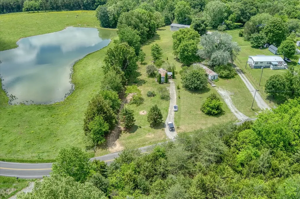 280 Bone Cave Road Rock Island TN 38581