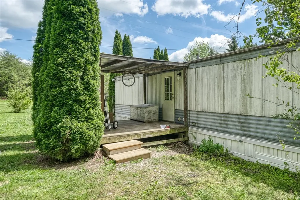 280 Bone Cave Road Rock Island TN 38581