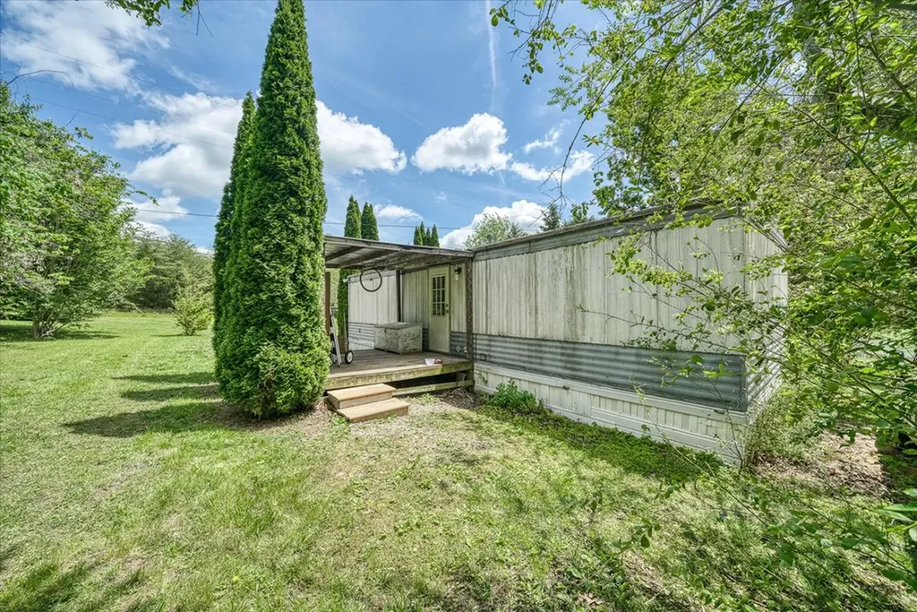 280 Bone Cave Road Rock Island TN 38581