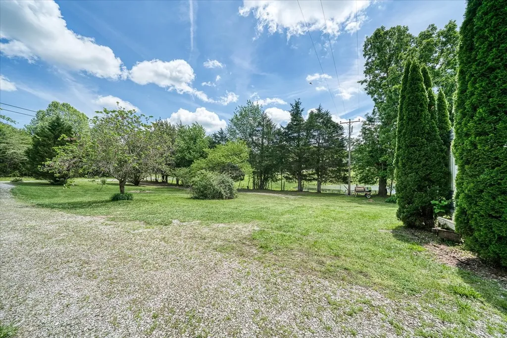 280 Bone Cave Road Rock Island TN 38581