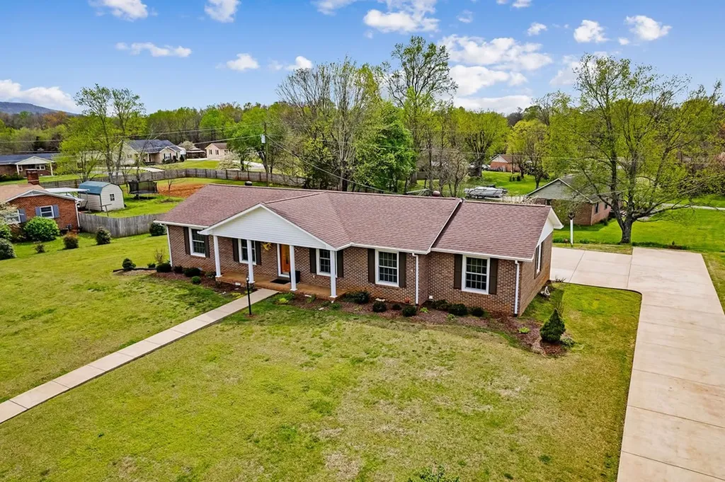 132 Crestview Mcminnville TN 37110