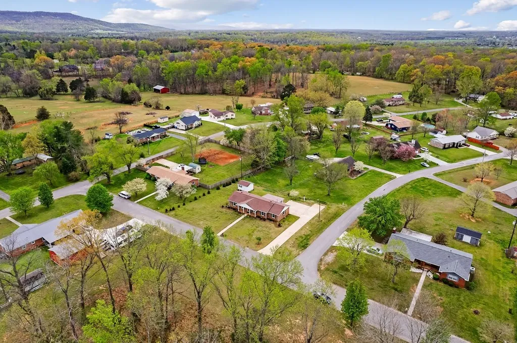 132 Crestview Mcminnville TN 37110