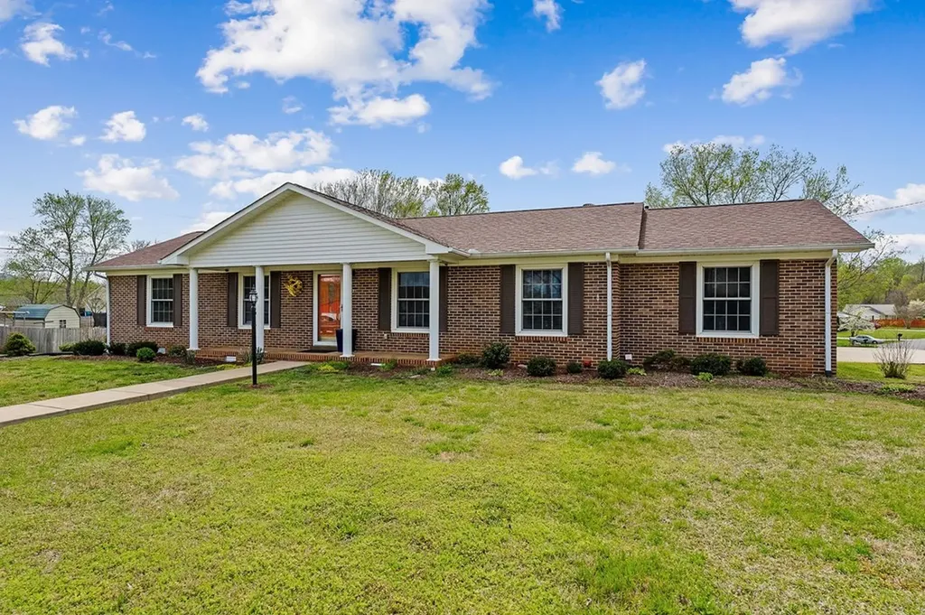 132 Crestview Mcminnville TN 37110