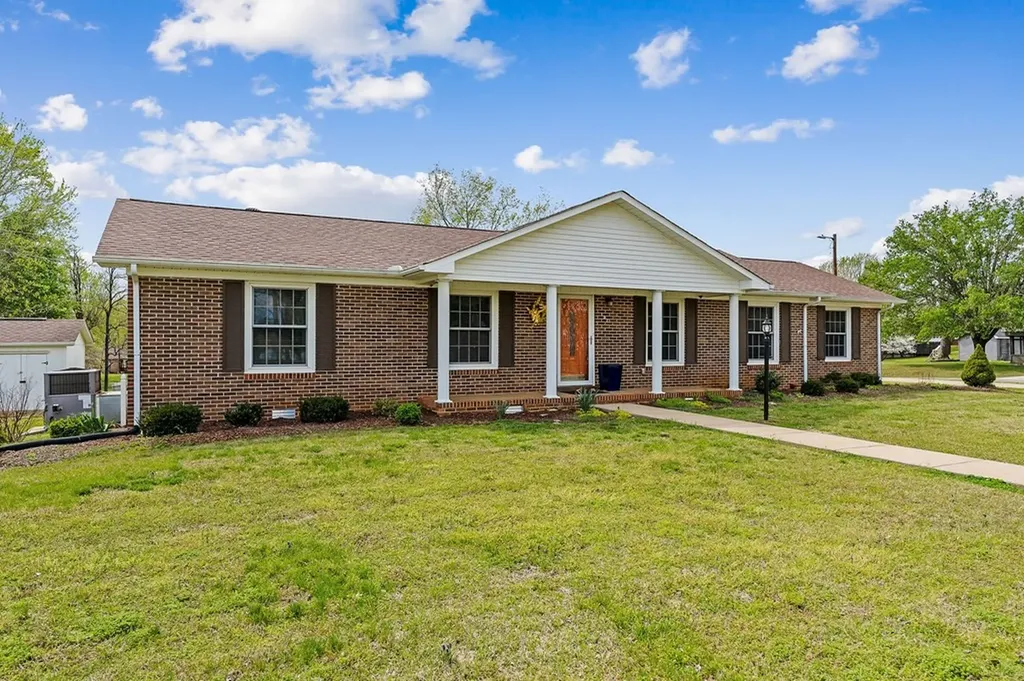 132 Crestview Mcminnville TN 37110
