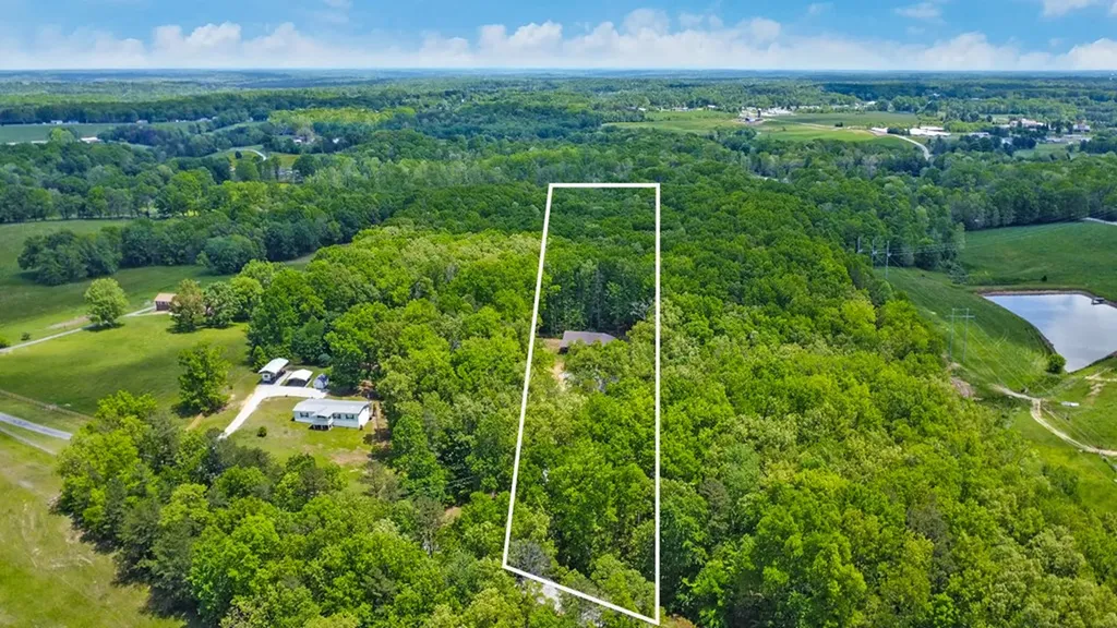 98 Paso Fino Trail Jamestown TN 38556