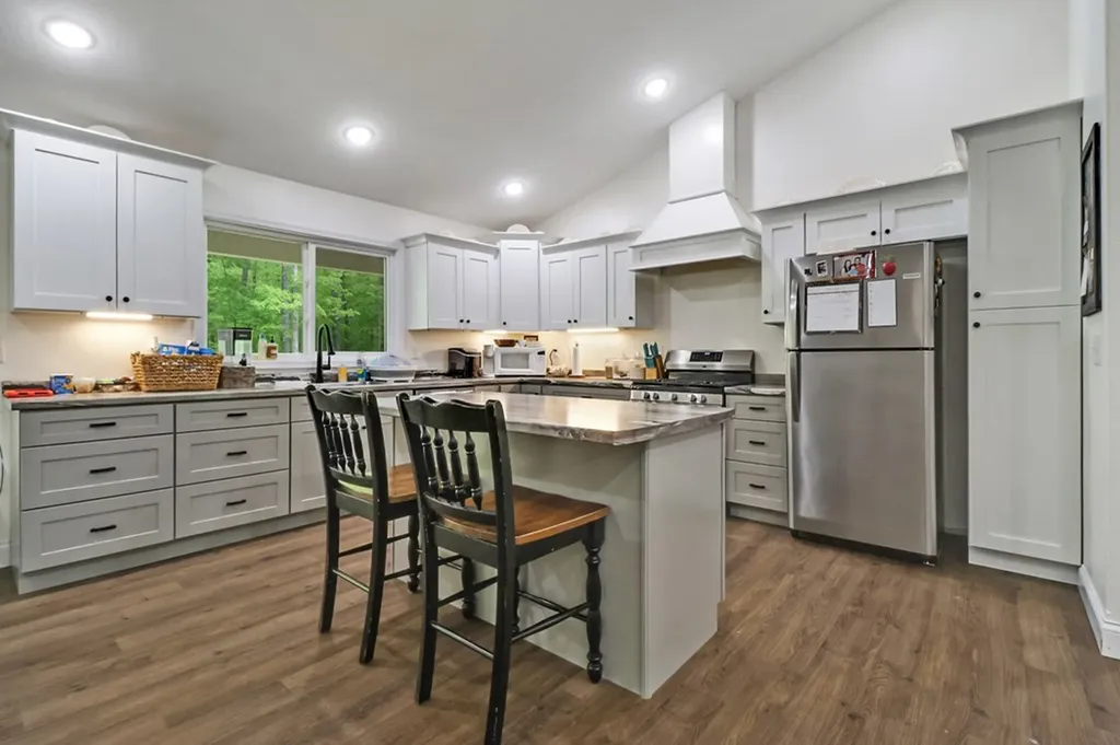 98 Paso Fino Trail Jamestown TN 38556