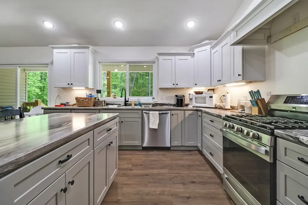 98 Paso Fino Trail Jamestown TN 38556