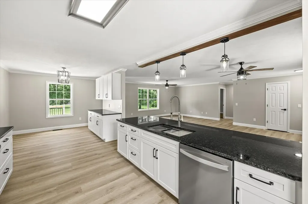 2933 Old Walton Circle Cookeville TN 38506