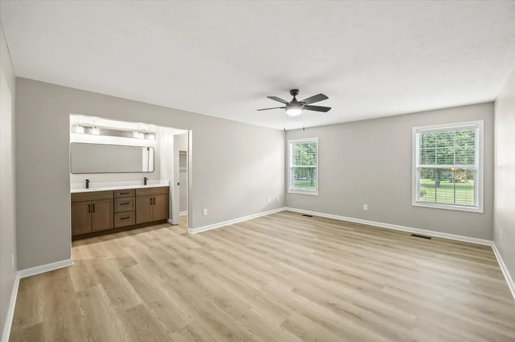 2933 Old Walton Circle Cookeville TN 38506