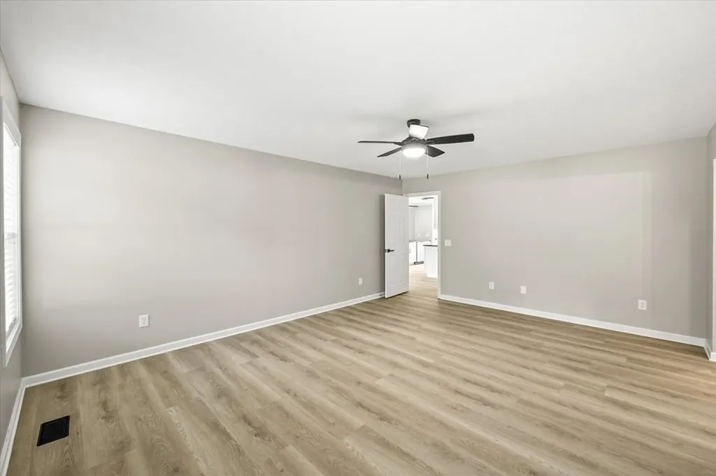 2933 Old Walton Circle Cookeville TN 38506