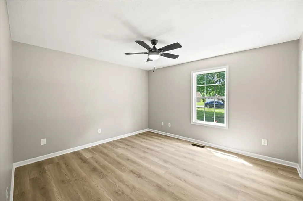 2933 Old Walton Circle Cookeville TN 38506