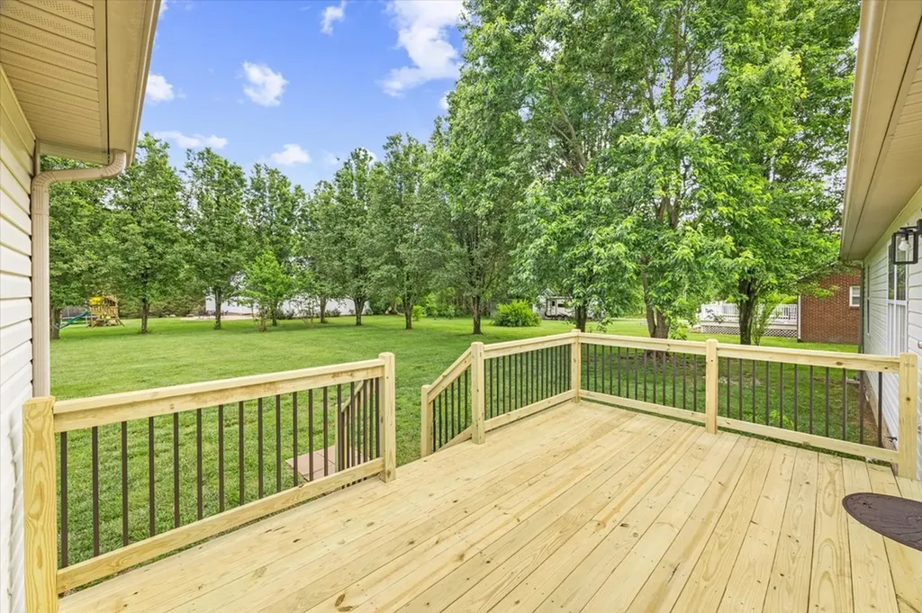 2933 Old Walton Circle Cookeville TN 38506