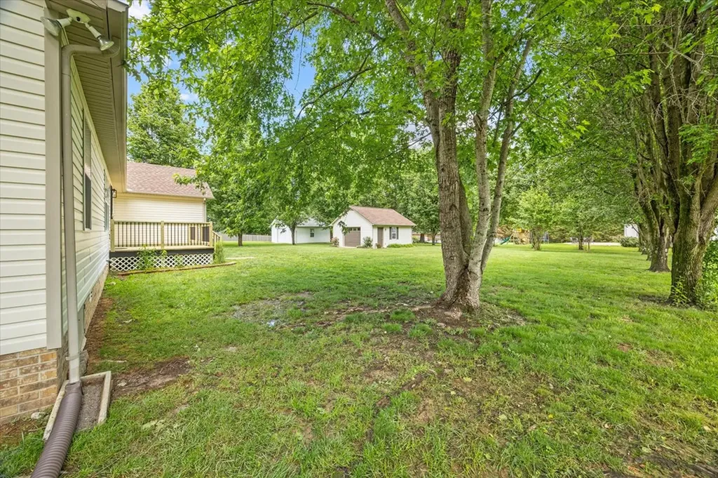 2933 Old Walton Circle Cookeville TN 38506