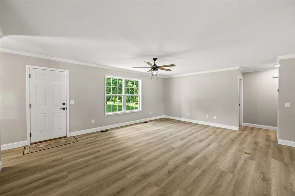 2933 Old Walton Circle Cookeville TN 38506