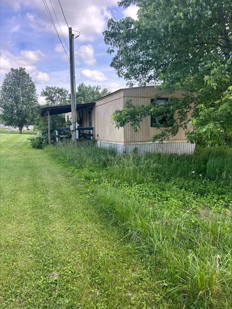 551 Limbo Lane Livingston TN 38570