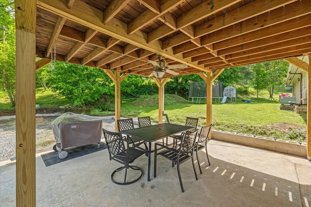 188 Panorama Heights Gainesboro TN 38562