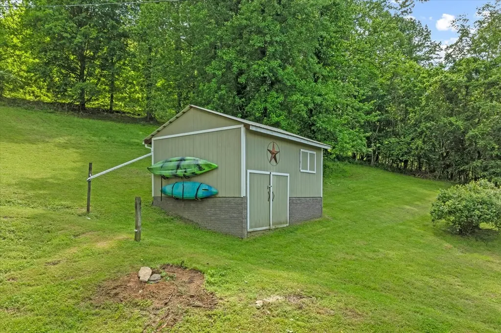 188 Panorama Heights Gainesboro TN 38562