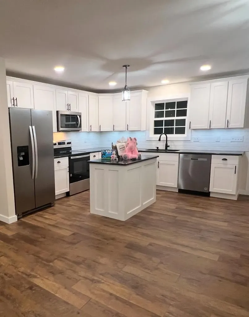 213 Apple Street Baxter TN 38544