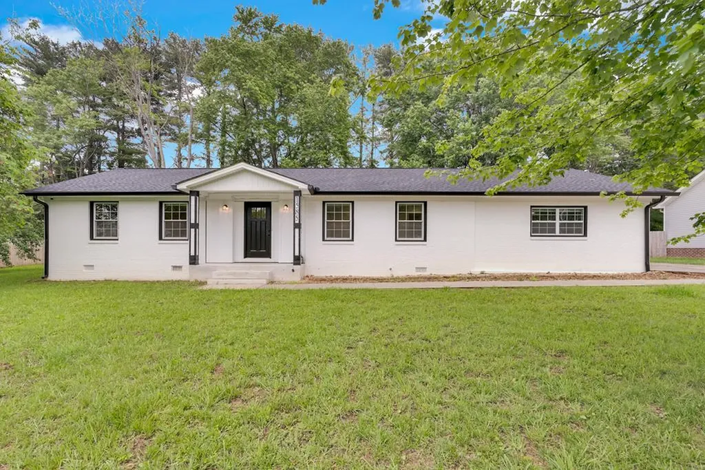 1585 Dellwood Avenue Cookeville TN 38506