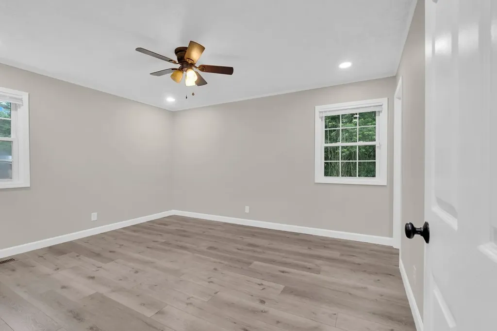 1585 Dellwood Avenue Cookeville TN 38506