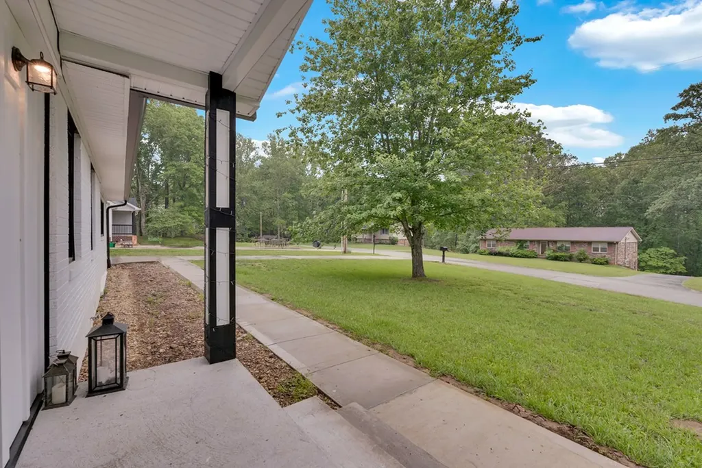 1585 Dellwood Avenue Cookeville TN 38506