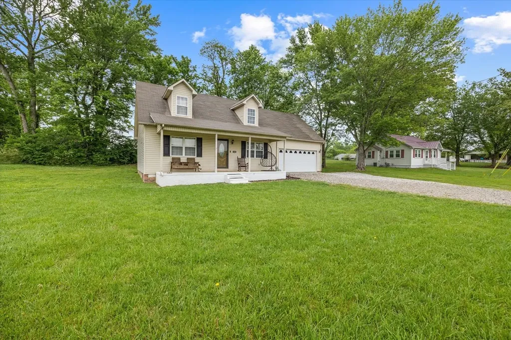 420 Buffalo Valley Road Baxter TN 38544