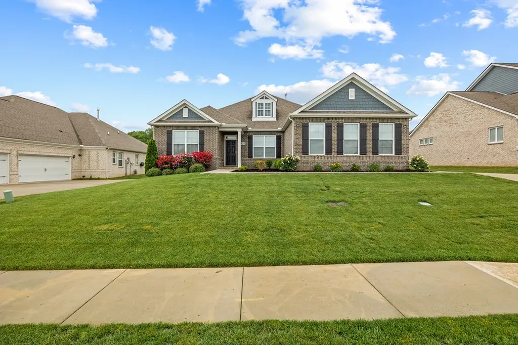 326 Greymoor Cookeville TN 38501