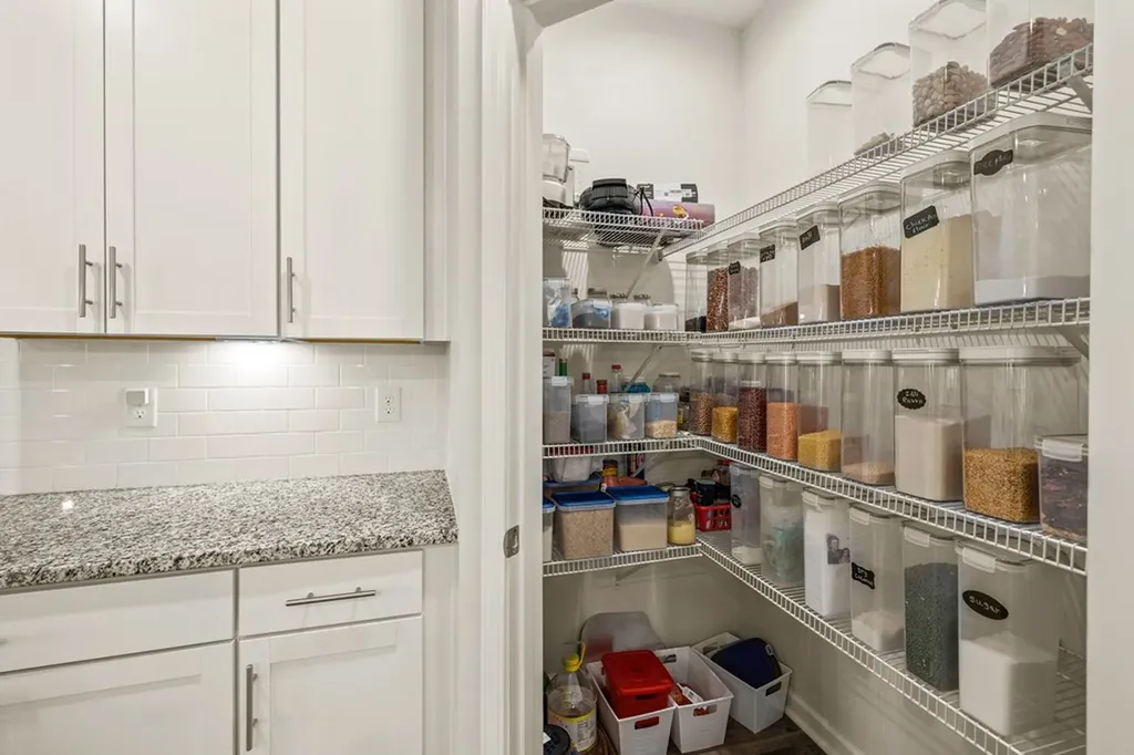 326 Greymoor Cookeville TN 38501