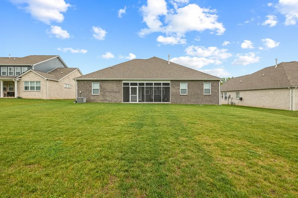 326 Greymoor Cookeville TN 38501