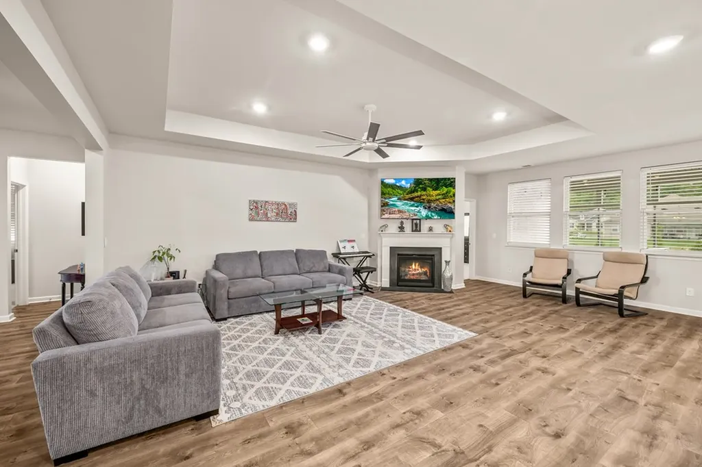 326 Greymoor Cookeville TN 38501