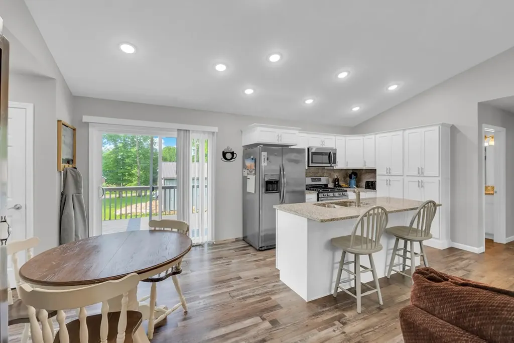 1210 War Eagle Drive Crossville TN 38572