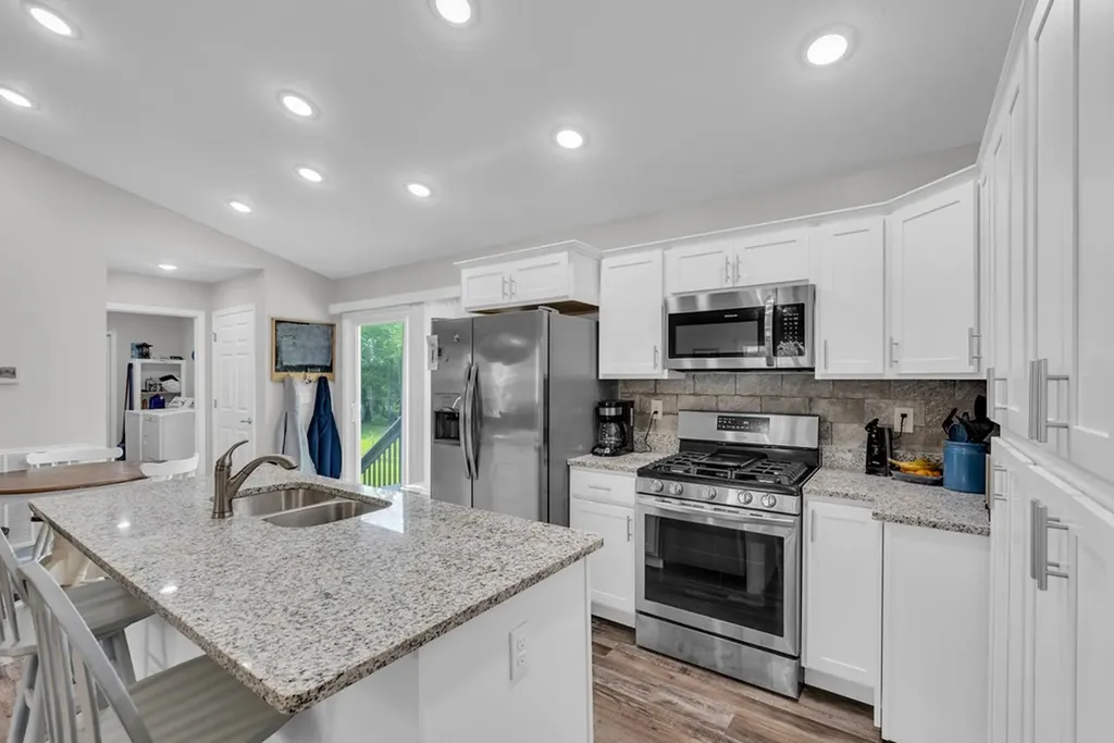 1210 War Eagle Drive Crossville TN 38572