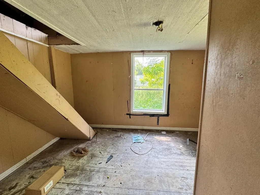 1070 W Rock Quarry Road Clarkrange TN 38553