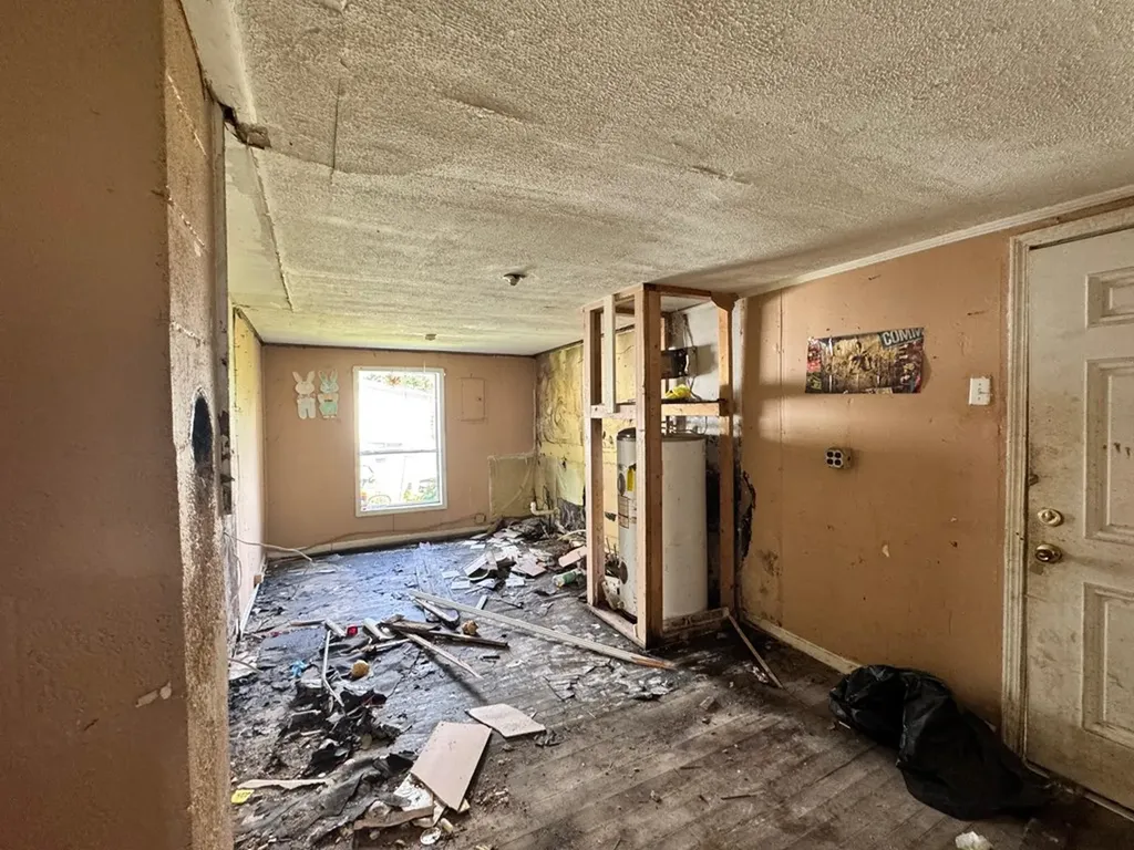 1070 W Rock Quarry Road Clarkrange TN 38553