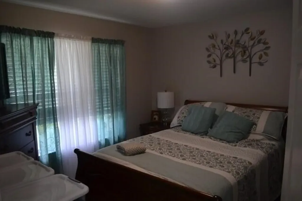 4944 W Valley Road Sequatchie TN 37327