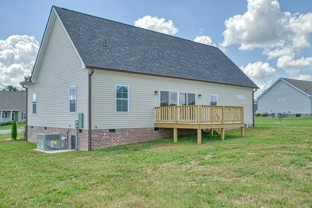 2785 Autumn Woods Trail Cookeville TN 38501