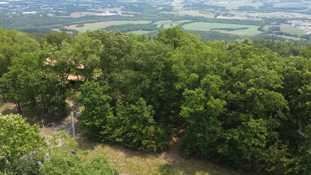 00 Gray Rock View Pikeville TN 37367