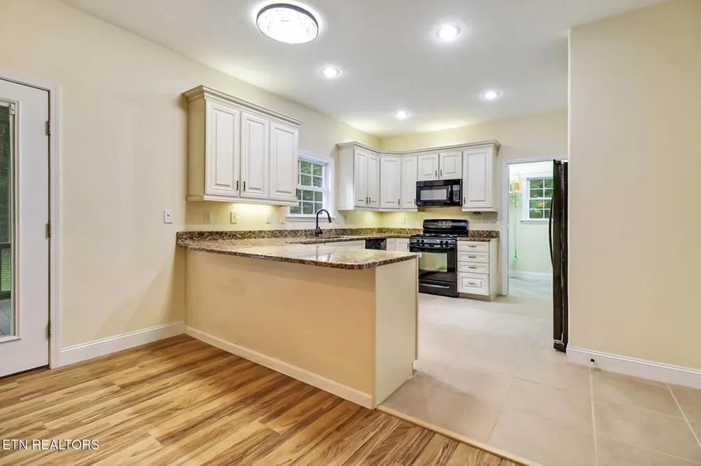 7207 Kanapolis Crossville TN 38572